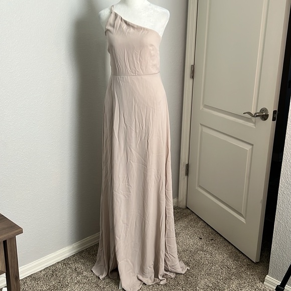 Show Me Your Mumu Beige One Shoulder Dress Size Small - Picture 3 of 10